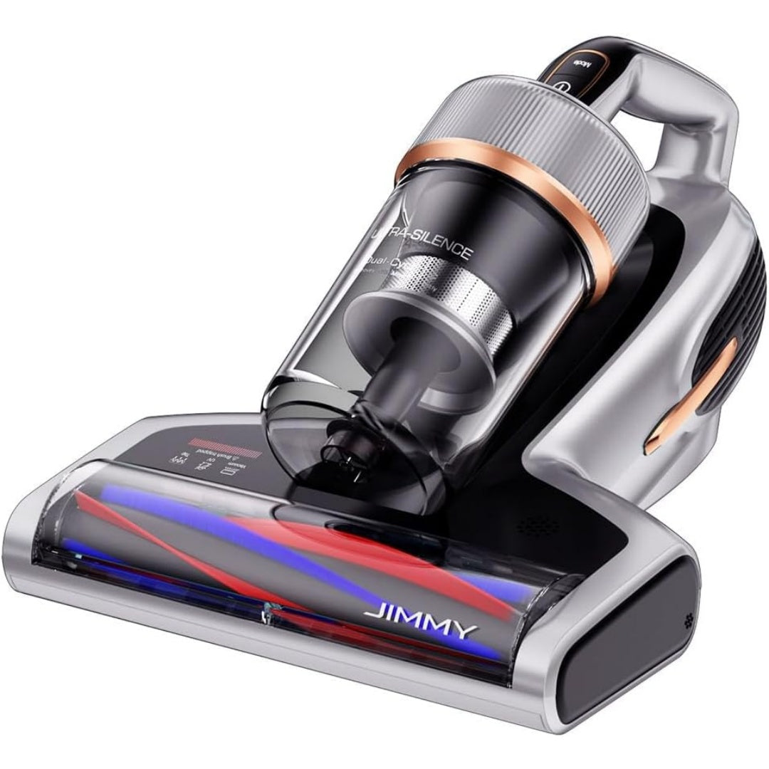Aspirateur a main associant le nettoyage des tissus et des elements en caoutchouc