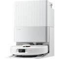 Ensemble robot et base de lavage associant la collecte de la poussiere au coloris blanc