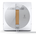 Ce robot nettoyeur de fenetres combine le deplacement sur la vitre et le nettoyage des surfaces vitrees