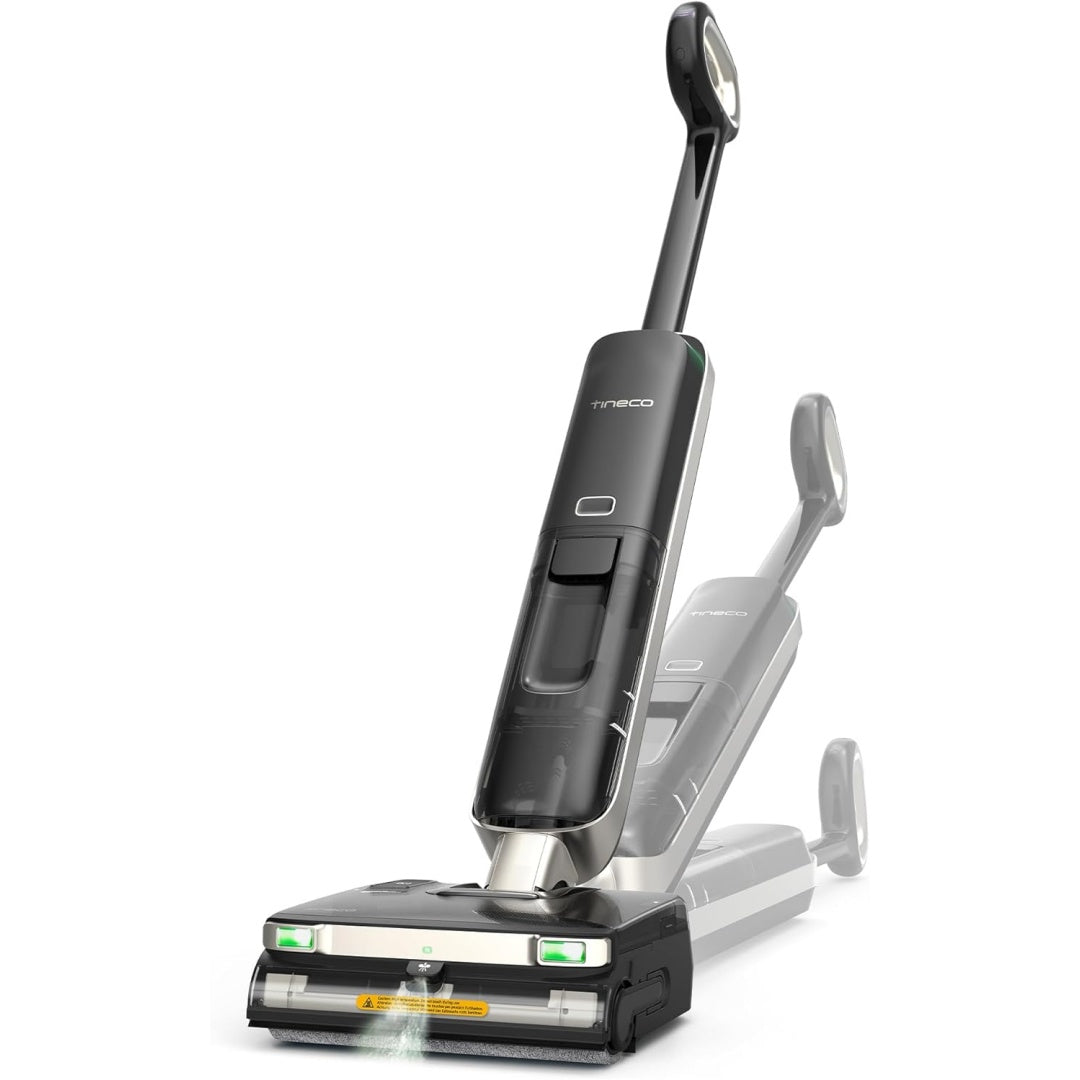 Laveur de sols avec le nettoyage du rouleau
