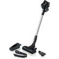 Aspirateur au format balai associant l'entretien des sols au coloris noir
